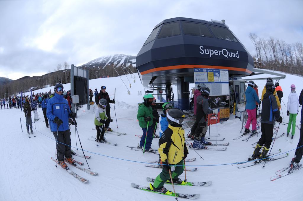 Sugarloaf Hotel Carrabassett Valley Bagian luar foto